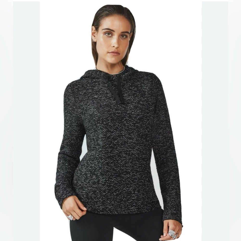Fabletics Woman's Yukon Hoodie Long Sleeve Size Medium Black Knit Pullover